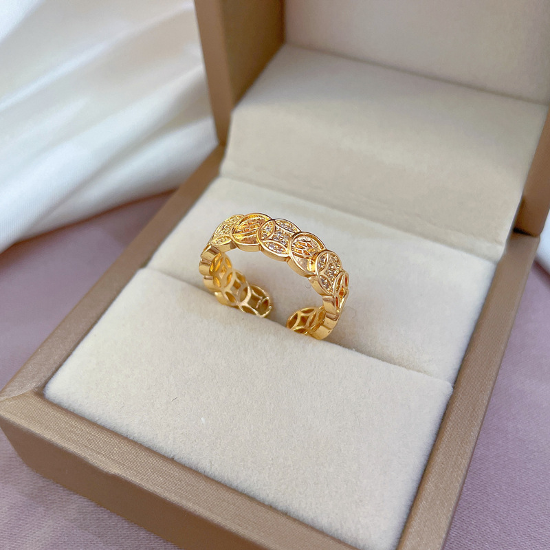 【 Real Gold 】 Couple rings, women's Instagram trendy and luxurious adjustable open ring, cold and unique style index finger ring Application Scenario
