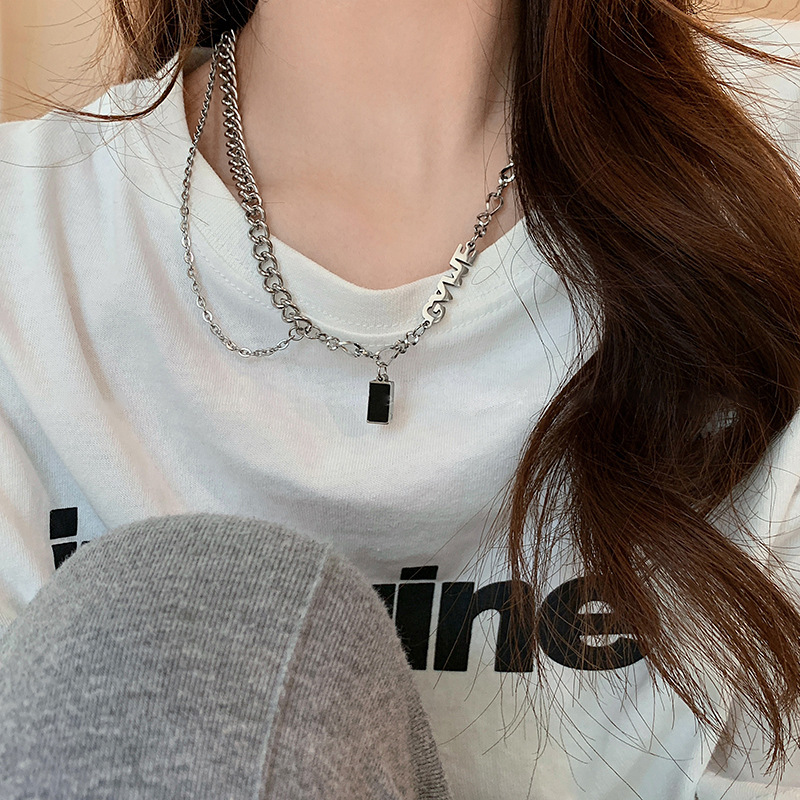Black zircon letter spliced silver necklace for women, 2023 new hip-hop collarbone chain, Instagram niche and unique necklace Specification drawing