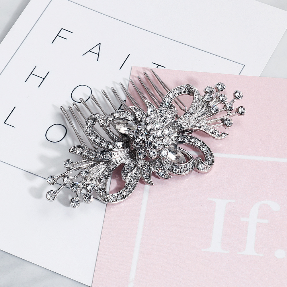 Wholesale of European and American ethnic style exotic retro headwear, alloy flower diamond-encrusted hair combs, wedding dresses and evening gowns, bride combs Specification drawing