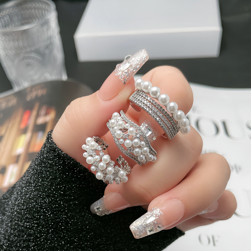 French-style elegant and light luxury pearl open-top ring, a cold and aloof trend for women, with a unique and high-end feel. It is exquisitely layered and fashionable details Picture