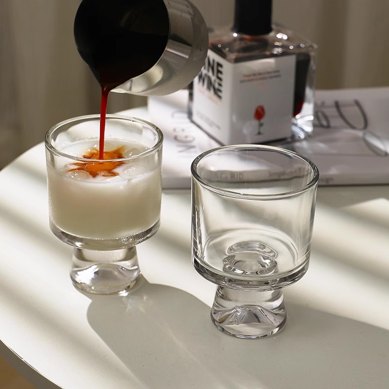 ins high-footed glass coffee cups, beverage cups, high appearance level, niche and creative ice cream cups, ice cream pudding dessert cups full figure
