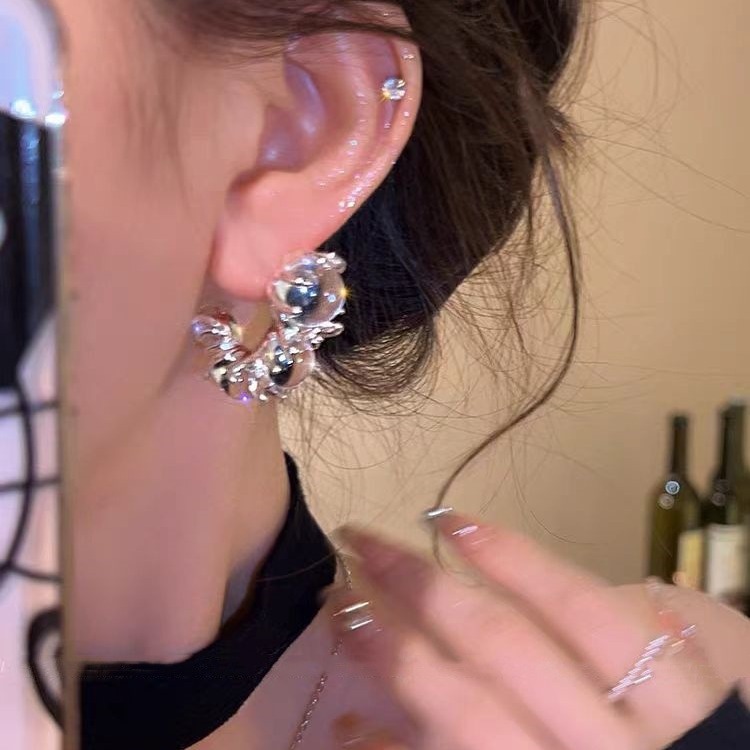 Iceland Night ~ Summer Ice Crystal Bead Earrings 2025 New Best-selling Niche Design Earrings and Earrings Application Scenario