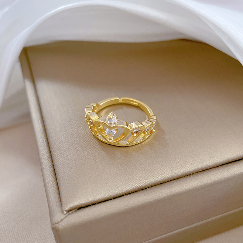【 Real Gold 】 Crown perforated fashion ring with adjustable opening, simple jewelry, Japanese-style ring couple rings details Picture