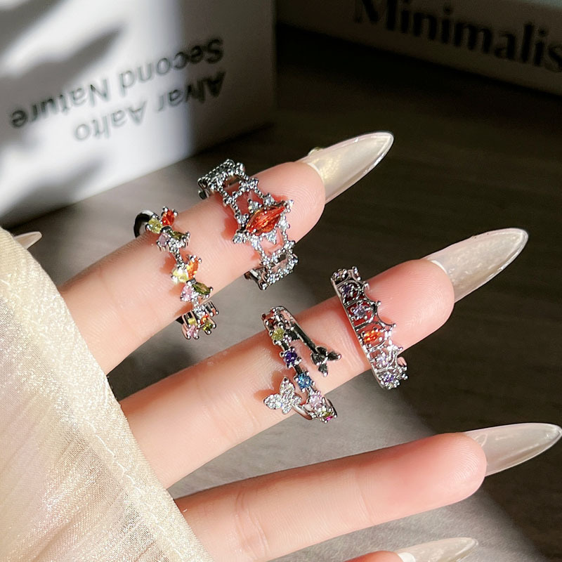 Sweet and cool, simple and colorful diamond butterfly fashion open ring for women, new best-selling, versatile, niche design sense, light luxury ring full figure
