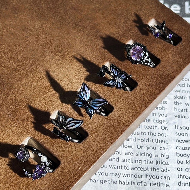 Cross-border, unique, cool, dark butterfly opening ring, gender-neutral, niche punk star and moon purple diamond fashion ring Application Scenario