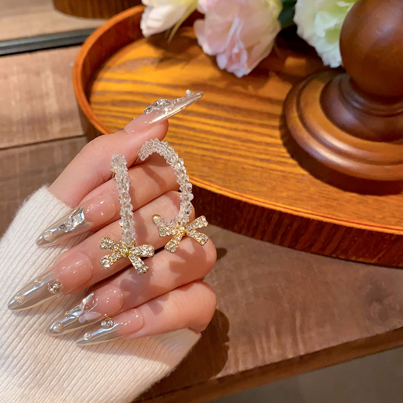Super fairy crystal bow zircon stud earrings, women's light luxury, versatile and high-end C-shaped earrings, best-selling internet-famous earrings Specification drawing