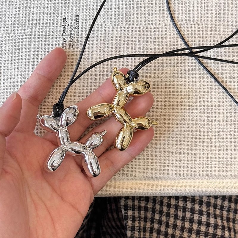 Black rope balloon dog pendant necklace, feminine and niche design, sweater chain, personalized hip-hop couple accessories Specification drawing