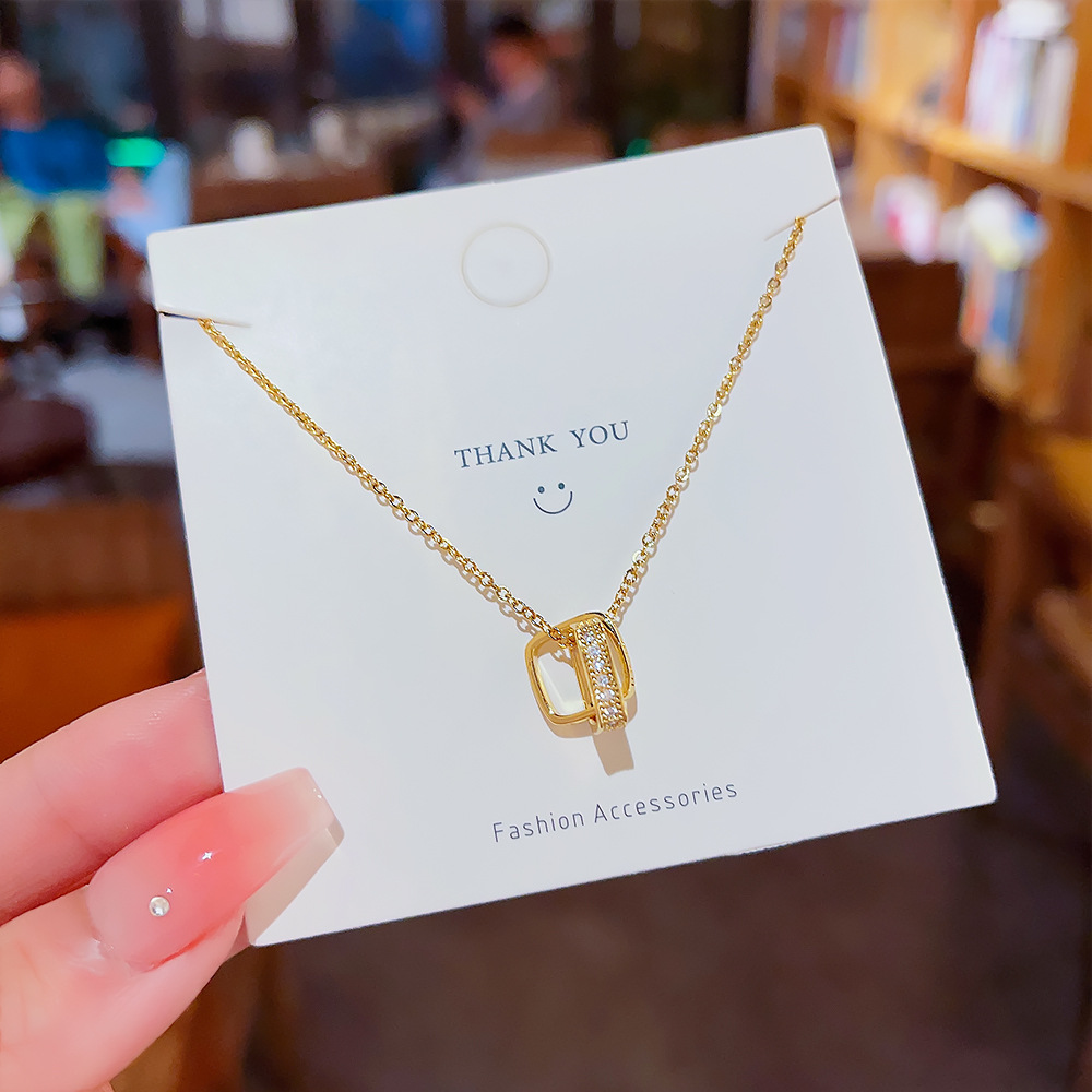 Korean geometric bestsellers, titanium steel necklaces, women's niche, light luxury, versatile collarbone chains, simple and individual necklaces wholesale details Picture