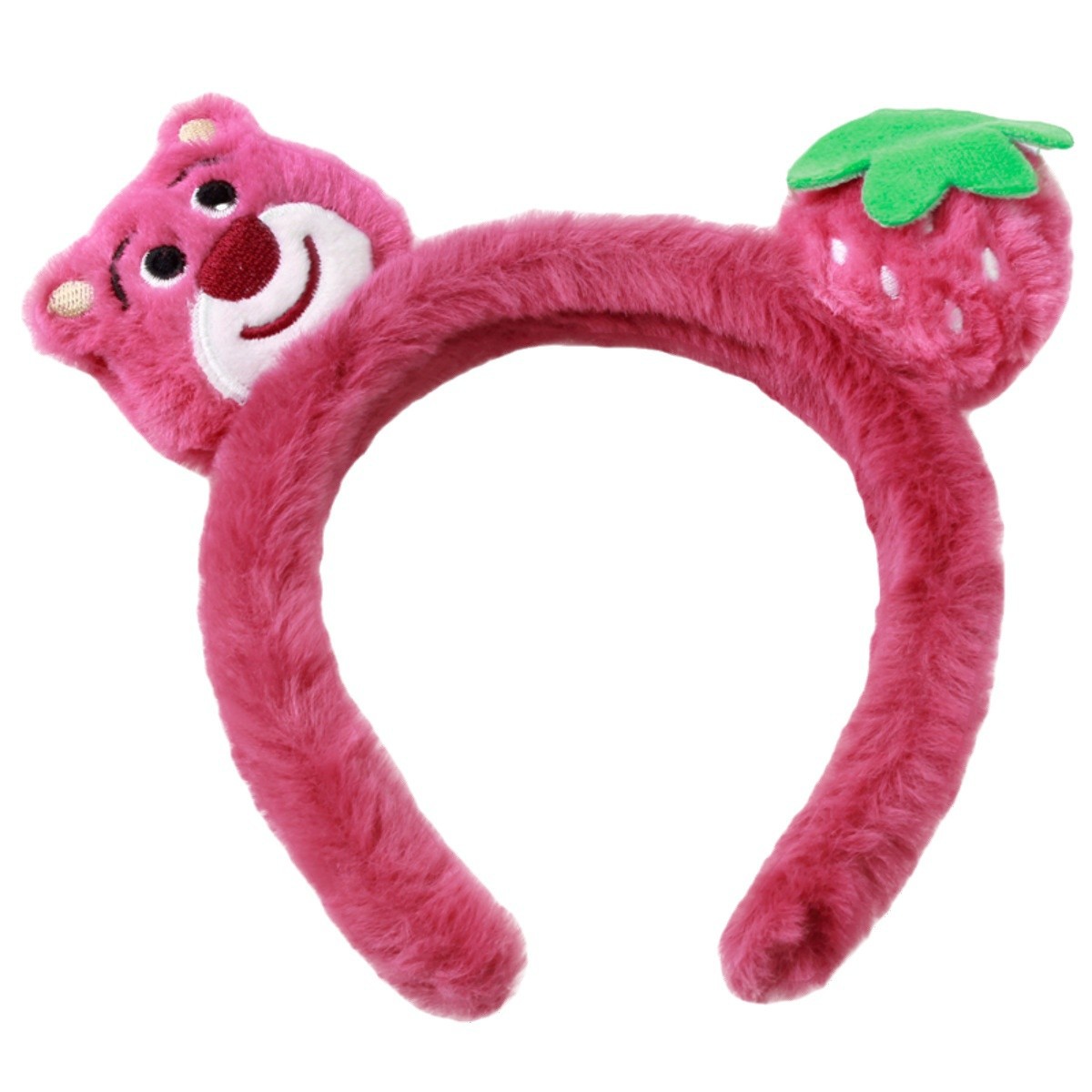 A teenage girl washes her face and presses her hair with a strawberry bear hairband. A popular girl has a cute plush strawberry headband. She applies a facial mask with hair clips and headwear Item Picture