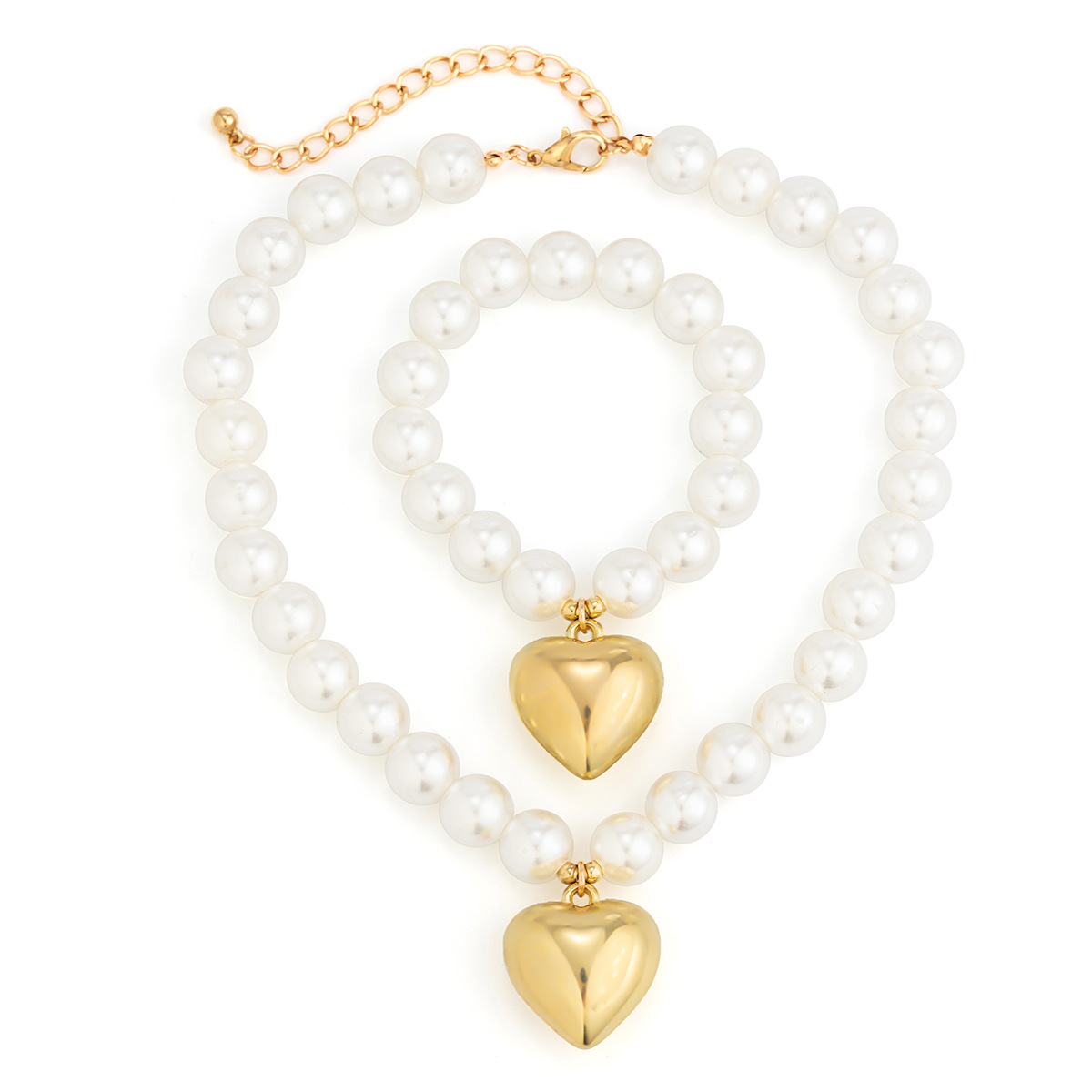 European and American cross-border exaggerated geometric round bead Necklace for women, versatile imitation pearl Necklace hot-selling beaded heart necklace Application Scenario
