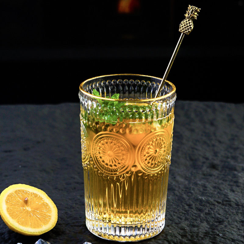 Stainless steel stirring rods, bar mixing rods, coffee stirring spoons, long drink stirring rods, cocktail and beverage rods six-piece set Application Scenario