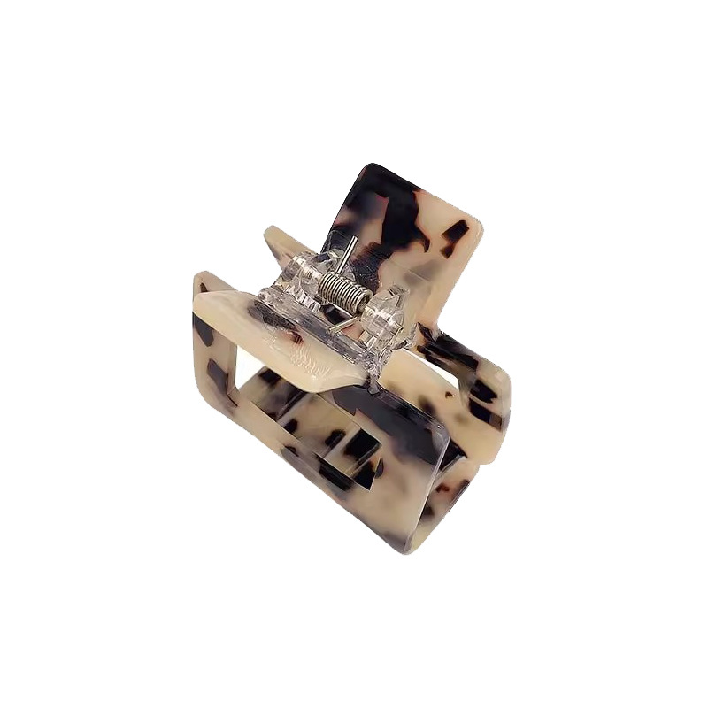 Acetic acid rectangular small grab clip for women's summer hair clip at the back of the head, small shark clip, simple and elegant hair clip headwear Item Picture