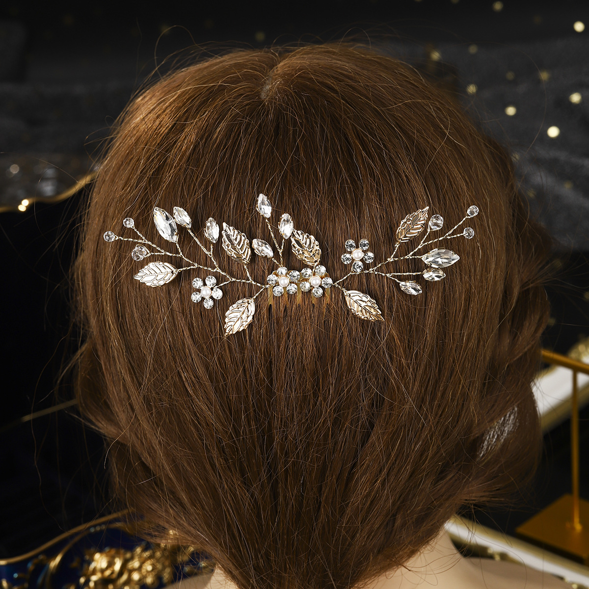 New ancient-style Hanfu headwear, handcrafted hair comb, wedding bride's accessories, updo hair, small pin comb, leaf water diamond five-toothed comb details Picture