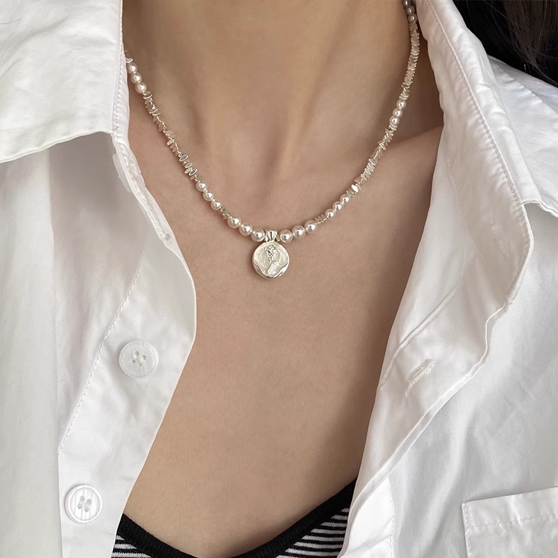 Irregular broken silver pearl necklace for women, 2025 new style, light luxury and niche, rose glaze drop collarbone chain full figure