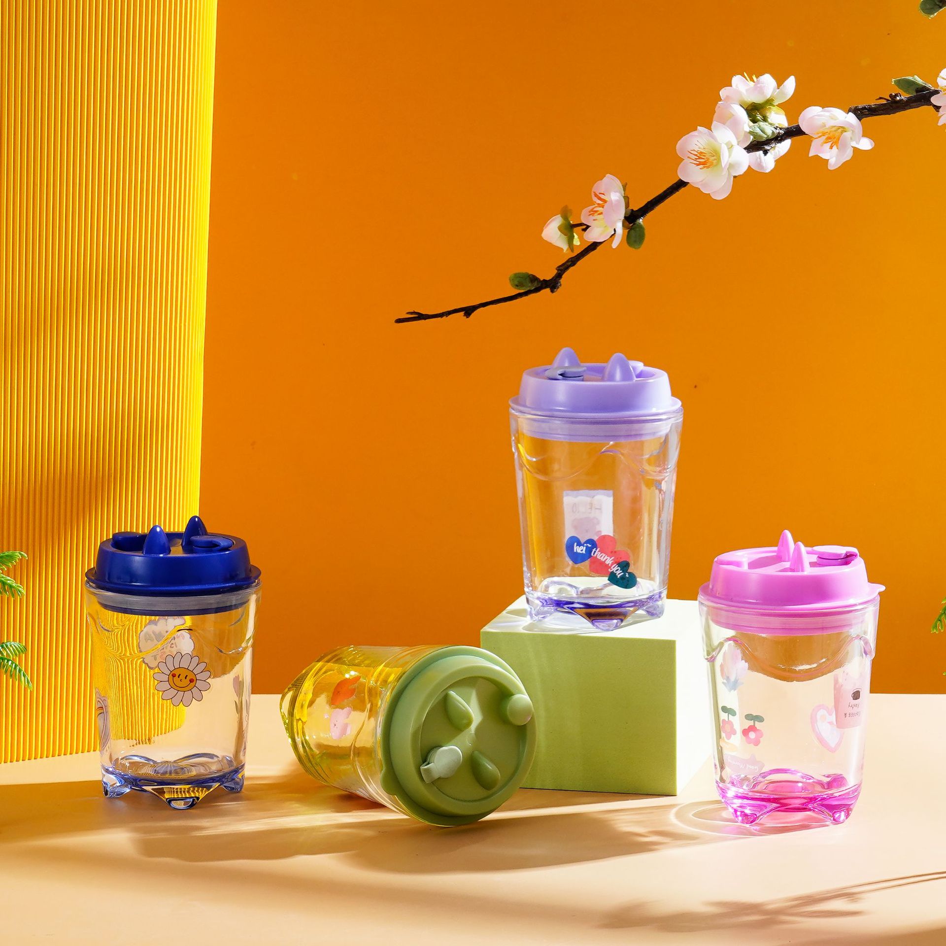 Creative straw cup, children's glass water cup, milk drink, cat star cup, cup logo, opening gift, bamboo joint cup Item Picture