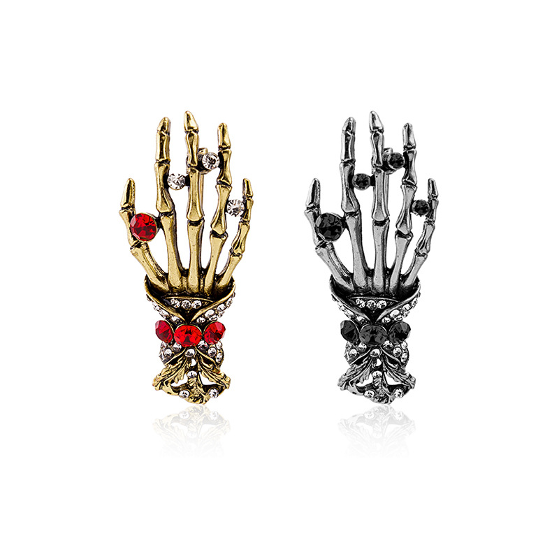 European and American exaggerated Halloween skeleton palm diamond-encrusted retro punk brooch, trendy hip-hop pin and collar pin full figure