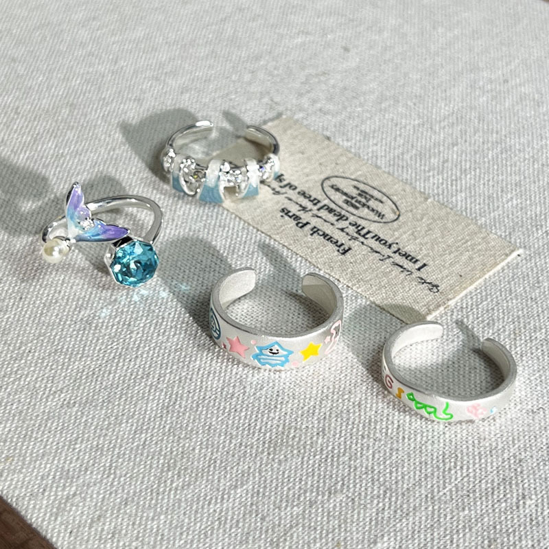 Cute and sweet girl style dopamine graffiti star best friend ring girl color-blocked fishtail personalized design ring Application Scenario
