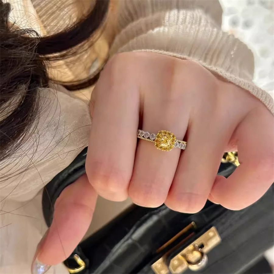 The "Old Money Wind" yellow diamond square sugar ring for women is a niche, exquisite, fashionable, light luxury and high-end zircon open ring trend Item Picture