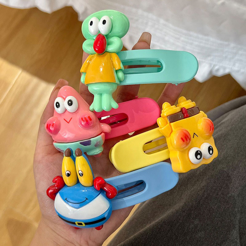 Cartoon SpongeBob SquarePants Patrick's Big Star hair clip, short hair grabber, student 2025 new style, back of the head updo shark clip Application Scenario