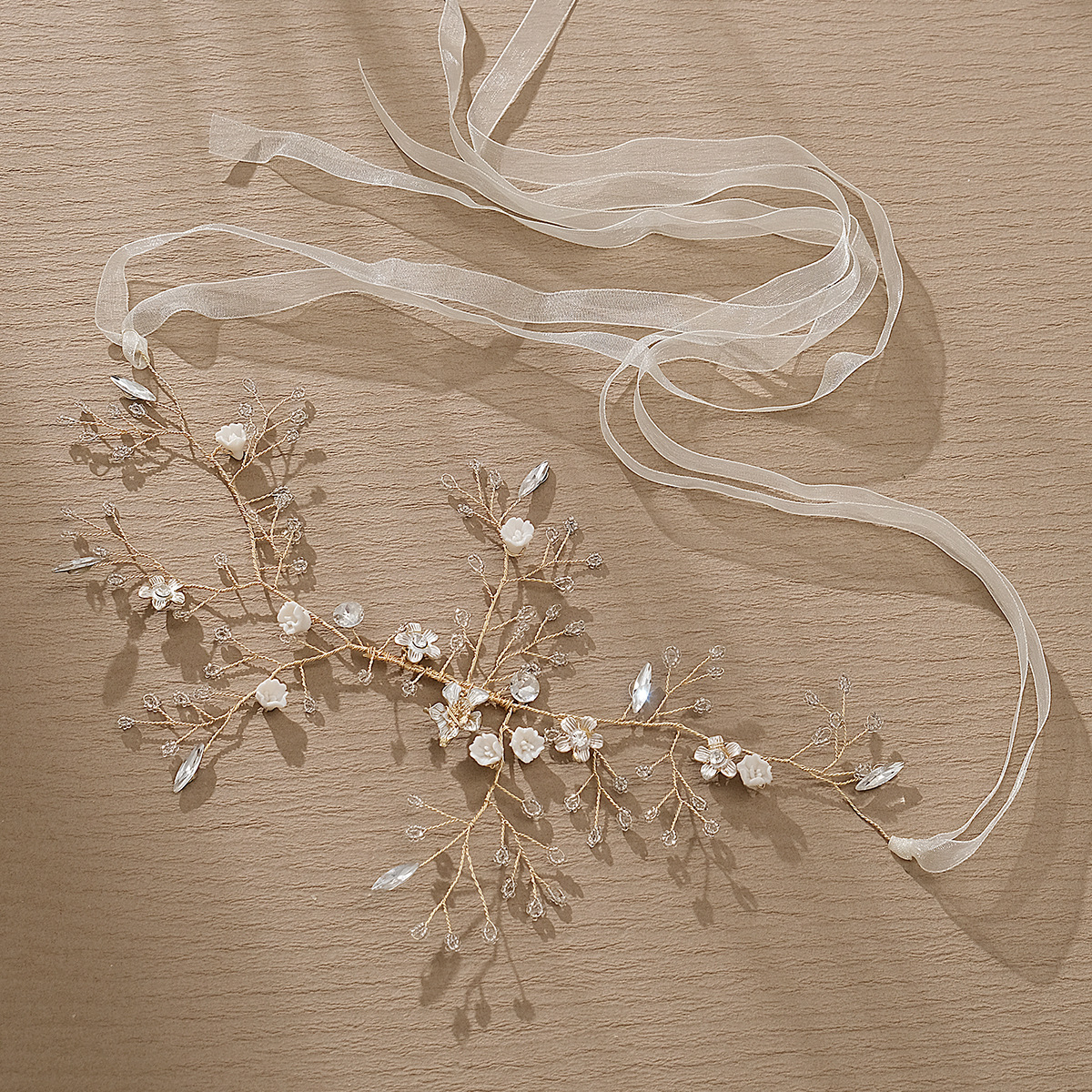 Cross-border new crystal bride hair band, sweet handcrafted updo hair accessory, European and American wedding dress accessories, flower hair band Specification drawing