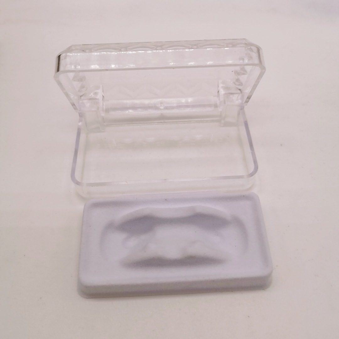 European and American personalized and trendy white hip-hop tooth gel packaging box, trendy Halloween tooth drag packaging box Application Scenario