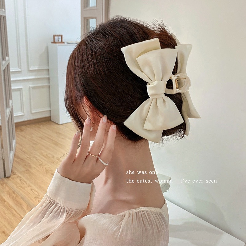 Autumn and winter black bow grab clip Korean style hair accessory headwear, ins high-end style hair clip, high skull top shark clip wholesale details Picture