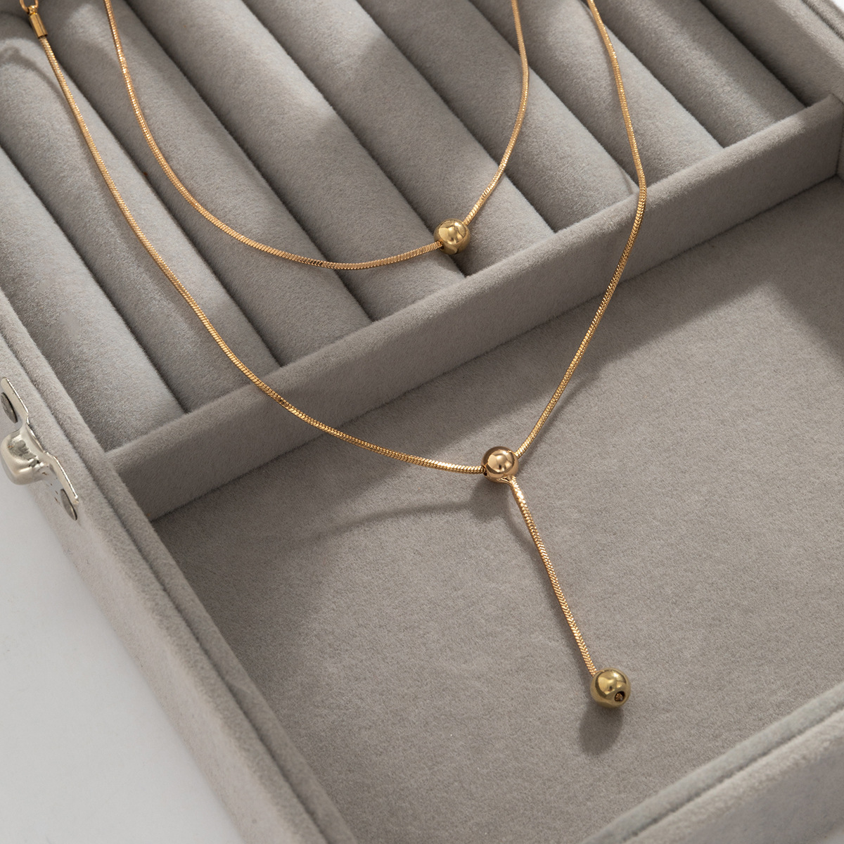 European and American cross-border jewelry, retro geometric round ball pendant, double-layer necklace, niche dream catcher, versatile necklace Specification drawing