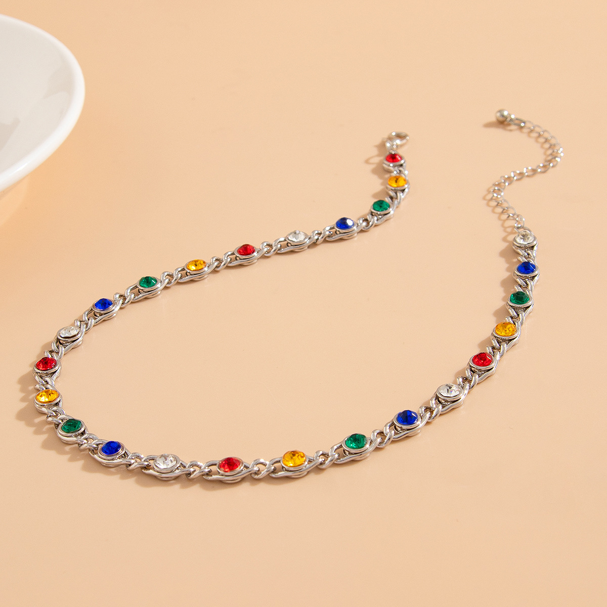 European and American cross-border jewelry, sweet style, colorful studded rhinestone chain necklace, irregular metallic collarbone chain set Application Scenario