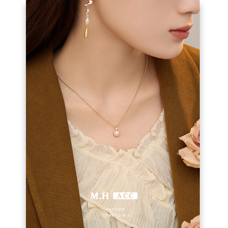French minimalist pearl necklace, women's light luxury, ins style, niche design sense pendant, fashionable and versatile, high-end neckpiece details Picture
