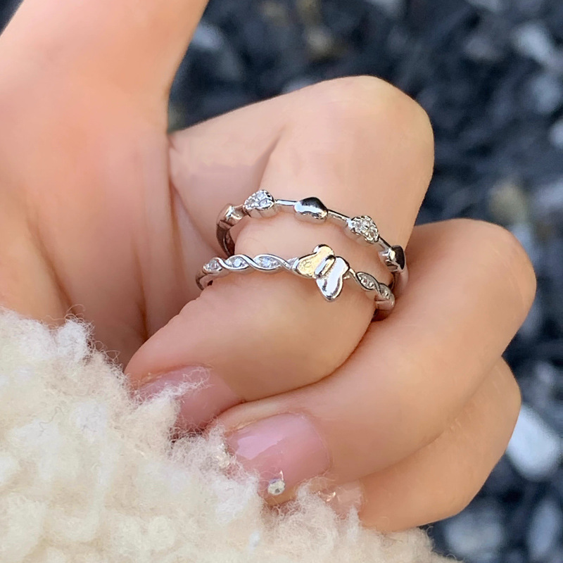 A simple and cold style, slightly inlaid heart-shaped butterfly opening ring, stacked with a delicate, fashionable and high-end niche design ring full figure