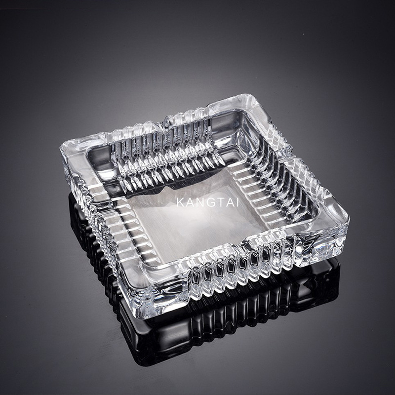 Lizun Premium crystal gear ashtrays, hotel, home, hall, KTV ornaments wholesale, logo printing full figure