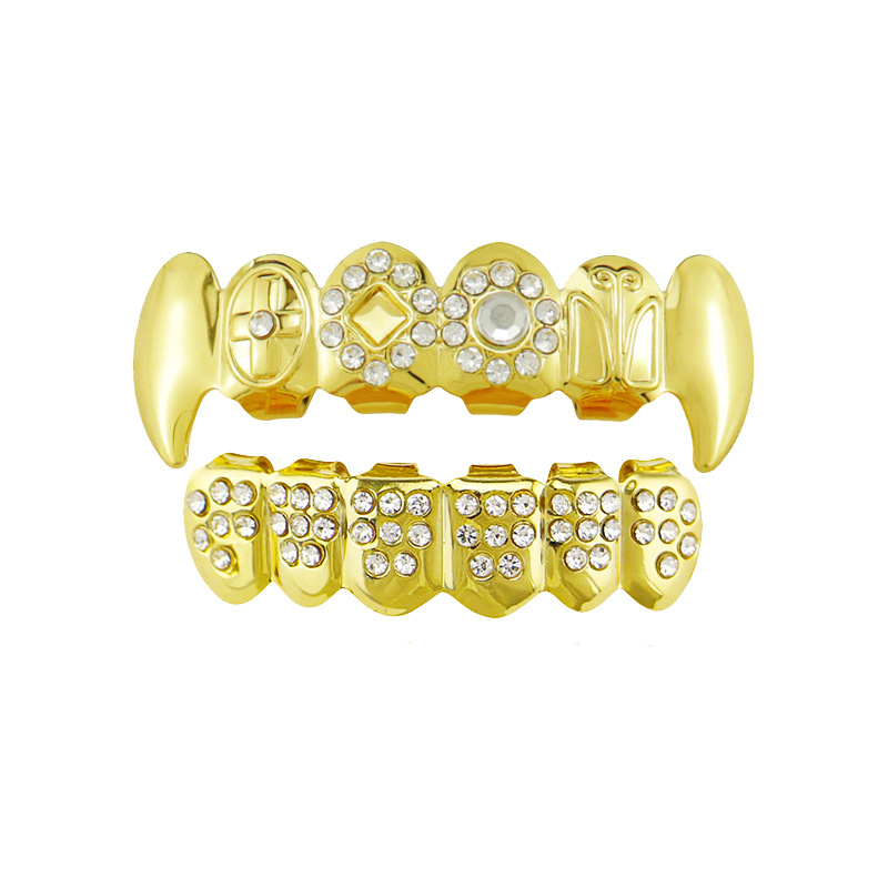 ins cross-border single hollowed-out teething set Halloween hip-hop costume teething accessory 18K gold-plated vampire sharp teething set full figure