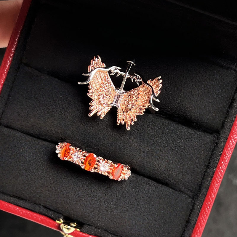 Cupid's Arrow Two-color butterfly feather open ring, a trendy and niche design for women on Instagram, stacked ring Specification drawing