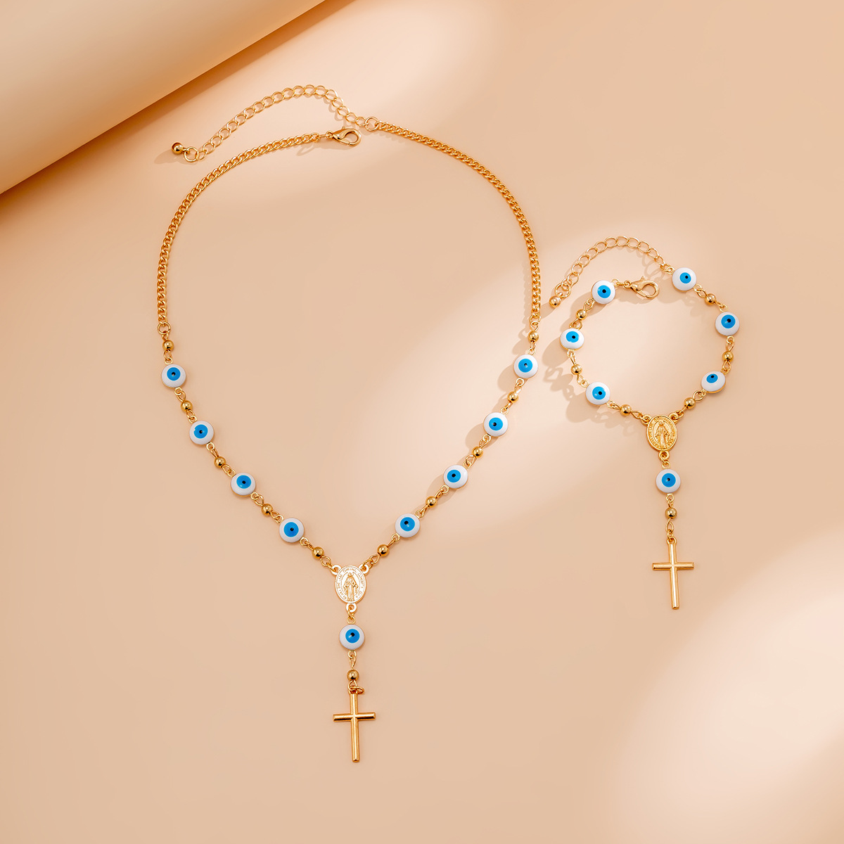 European and American cross-border jewelry, Bohemian style evil eye chain necklace, retro niche cross necklace Application Scenario