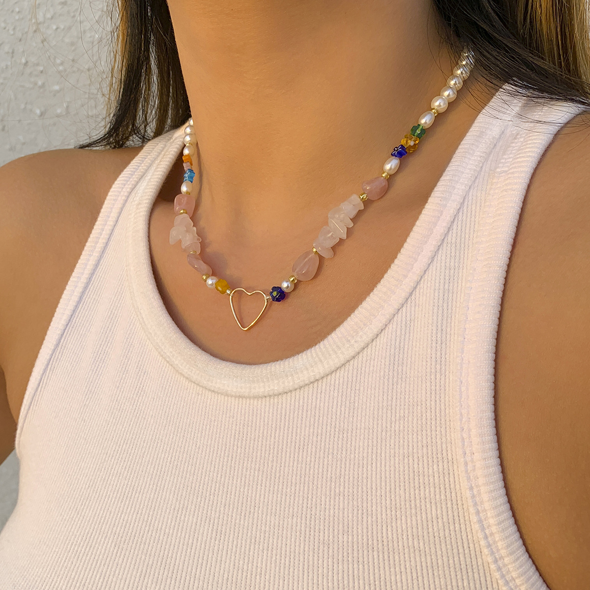 Ethnic style spliced stone stone personalized short collarbone chain necklace, European and American retro imitation pearl heart niche necklace for women details Picture