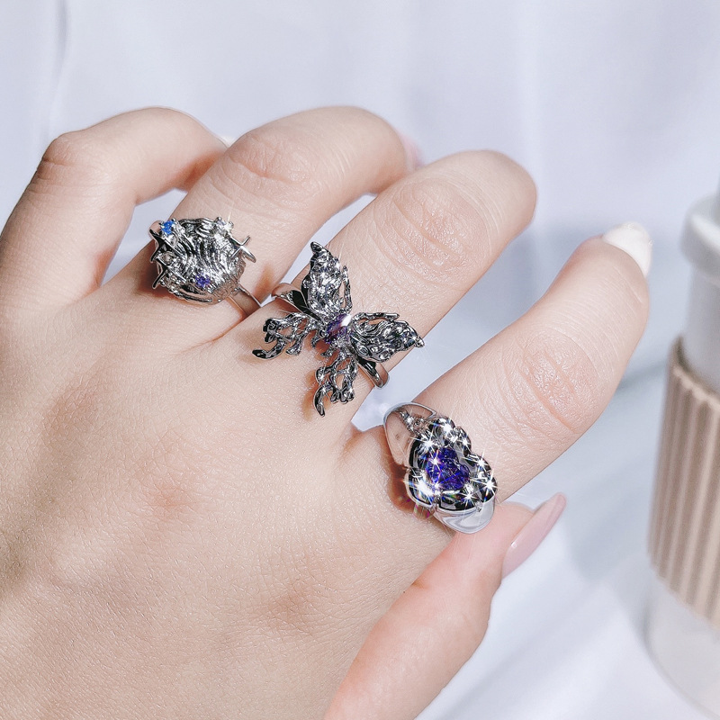 Sweet and cool, niche design, heart-shaped butterfly, purple diamond, light luxury open ring, women's Instagram, cold style, quality, versatile ring Application Scenario