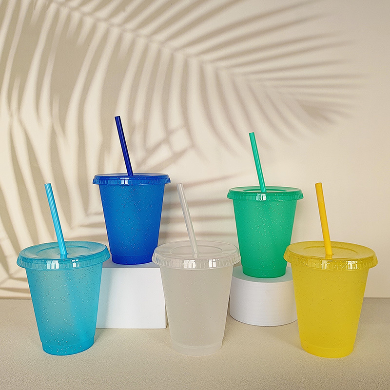Spring and summer new creative water cups, sequined glitter powder straw cups, plastic straws in various specifications, comfortable straw cups details Picture