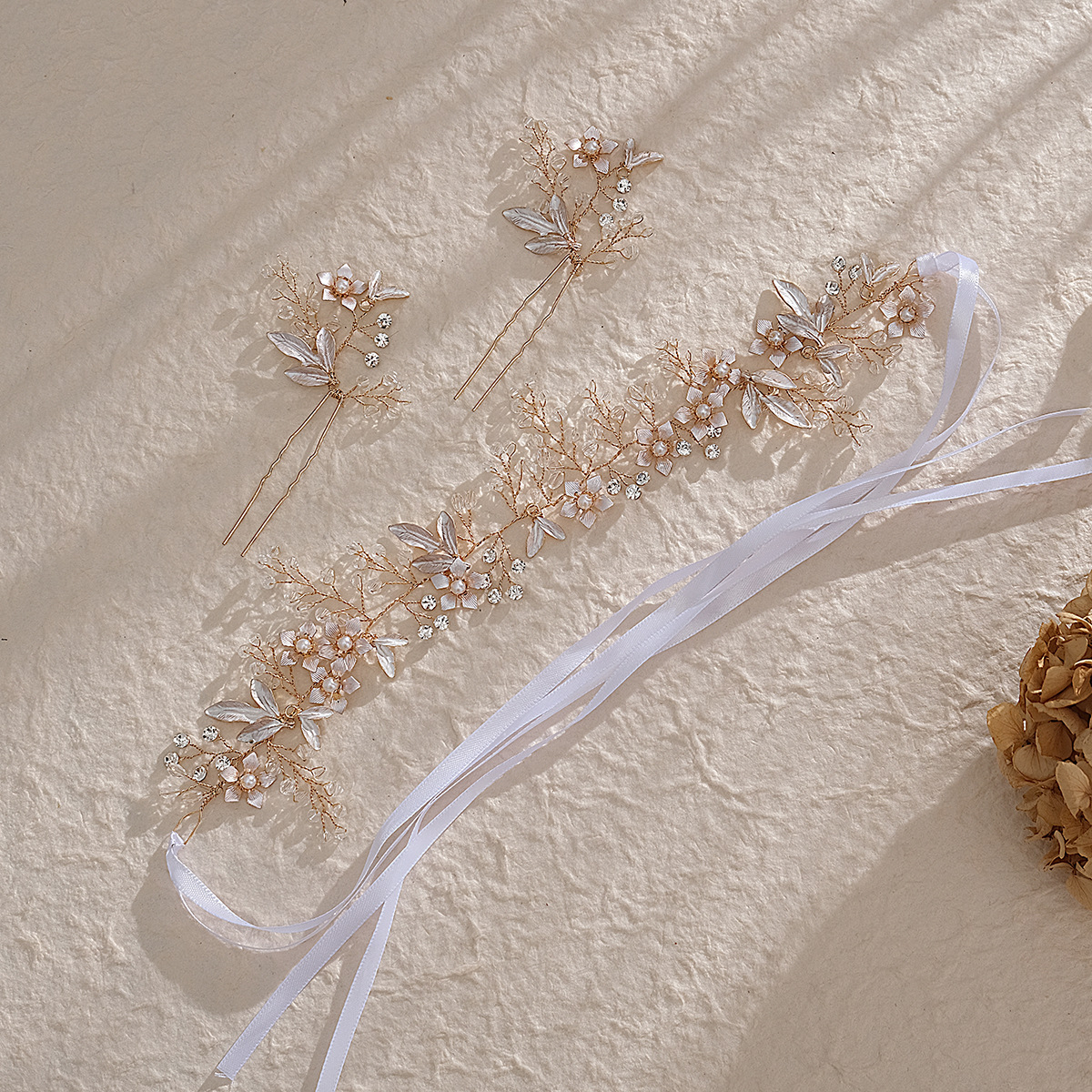 New Korean version of Xianmei hair accessory set, ancient-style pearl hair band, U-shaped hairpin, photo style, handcrafted updo hair accessory Specification drawing