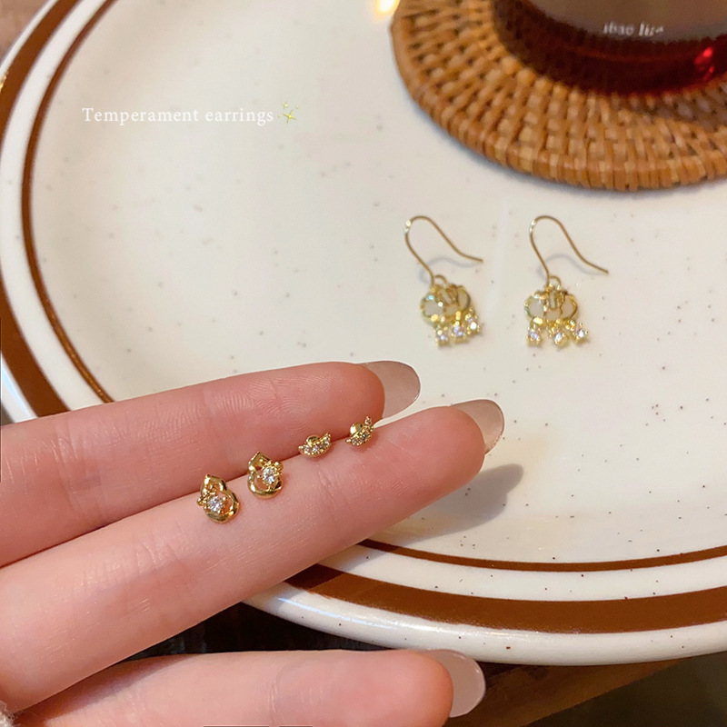 New Chinese-style peace lock tassel ear pendants for women, with a light luxury and high-end feel, unique and niche style, are a bestseller in 2025 details Picture