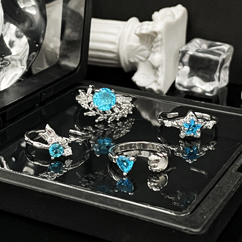 The blue zircon light luxury layered ins fashion open ring, a cold and aloof style for women, with a unique and elegant temperament and a high-end ring trend Application Scenario