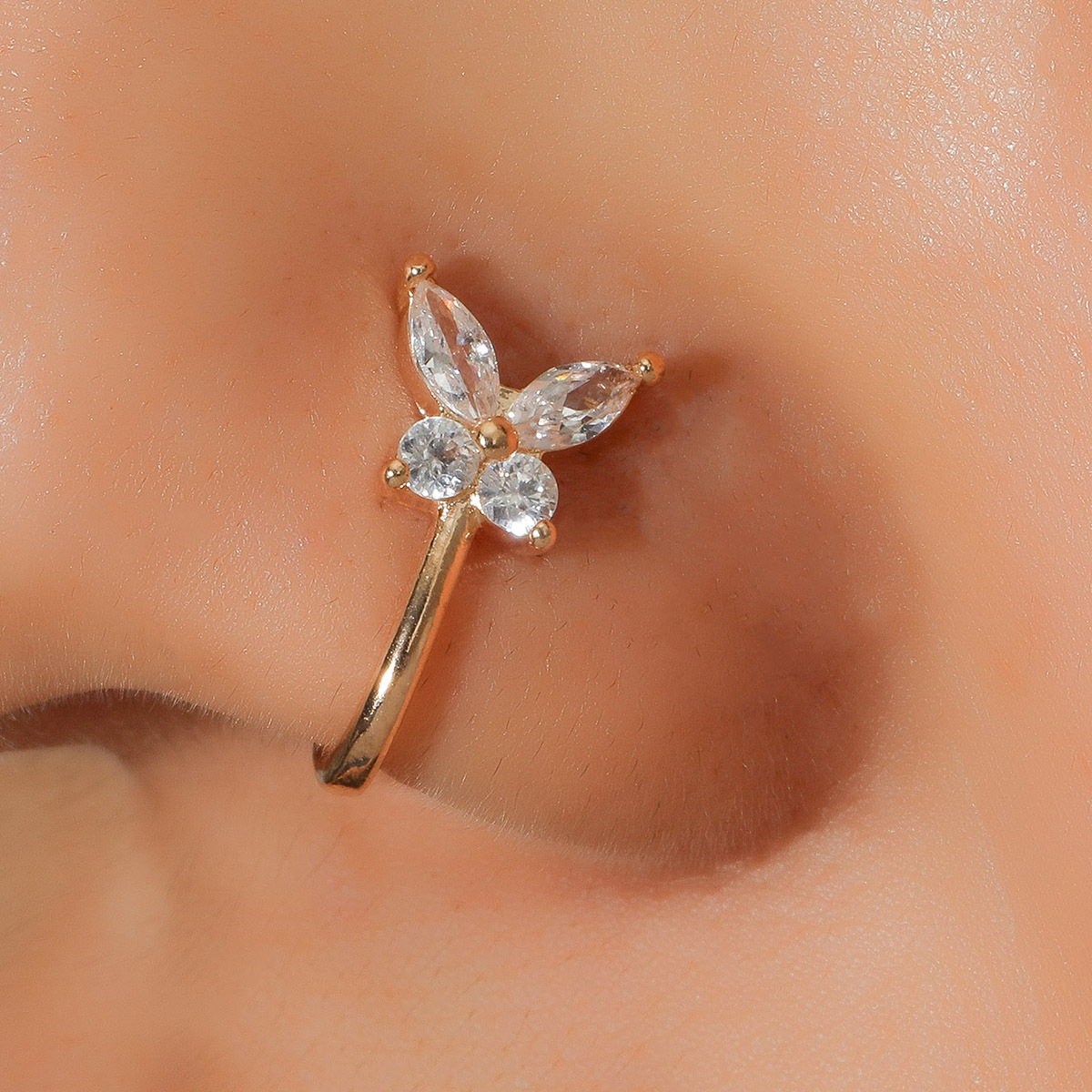 Cross-border European and American butterfly non-perforated nose clip and nose ring, retro and fashionable copper inlaid zircon U-shaped nose stud piercing accessory for women full figure