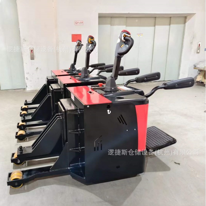 3-ton electric tractor, factory trailer head, airport handling vehicle, factory cargo towing, A-frame rear station trailer head Item Picture