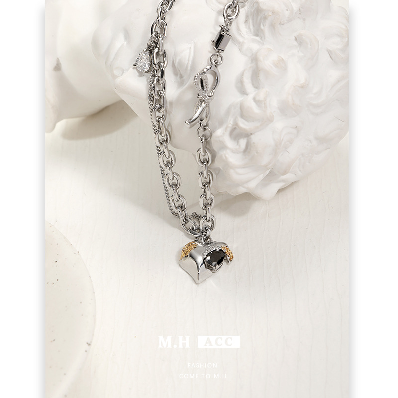 Original style copper foil heart-shaped necklace, women's light luxury high-end collarbone chain, ins fashionable and elegant thick chain pendant wholesale Specification drawing