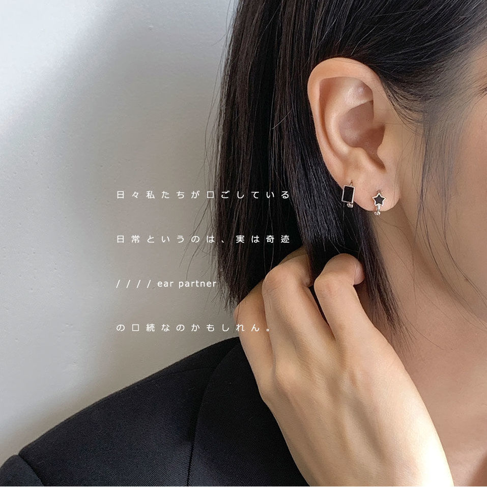 s925 silver ear rings for women, retro Hong Kong-style, simple heart-shaped ear buckles, Korean style, individual style, stud earrings details Picture