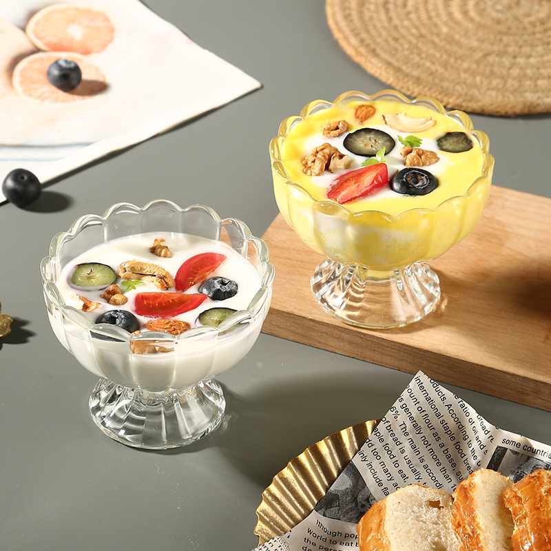 Lotus Breakfast cup Thickened glass juice milk oat home high appearance level fruit salad ice cream mixing cup Application Scenario