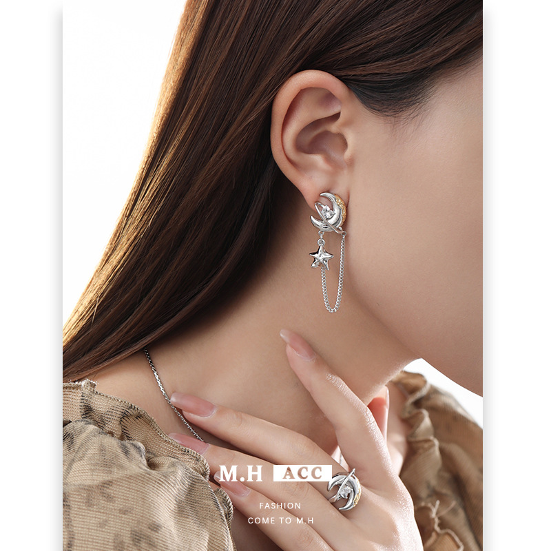 Original fashionable and versatile golden moon earrings 925, high-end silver needle stud earrings, cold style exquisite earrings wholesale details Picture