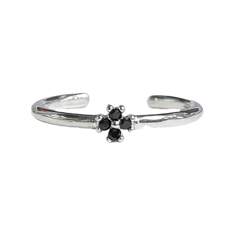 A niche design with a layered open ring, exuding a feminine charm. Simple and plain ring, dark personality, adjustable and fashionable index finger ring Item Picture