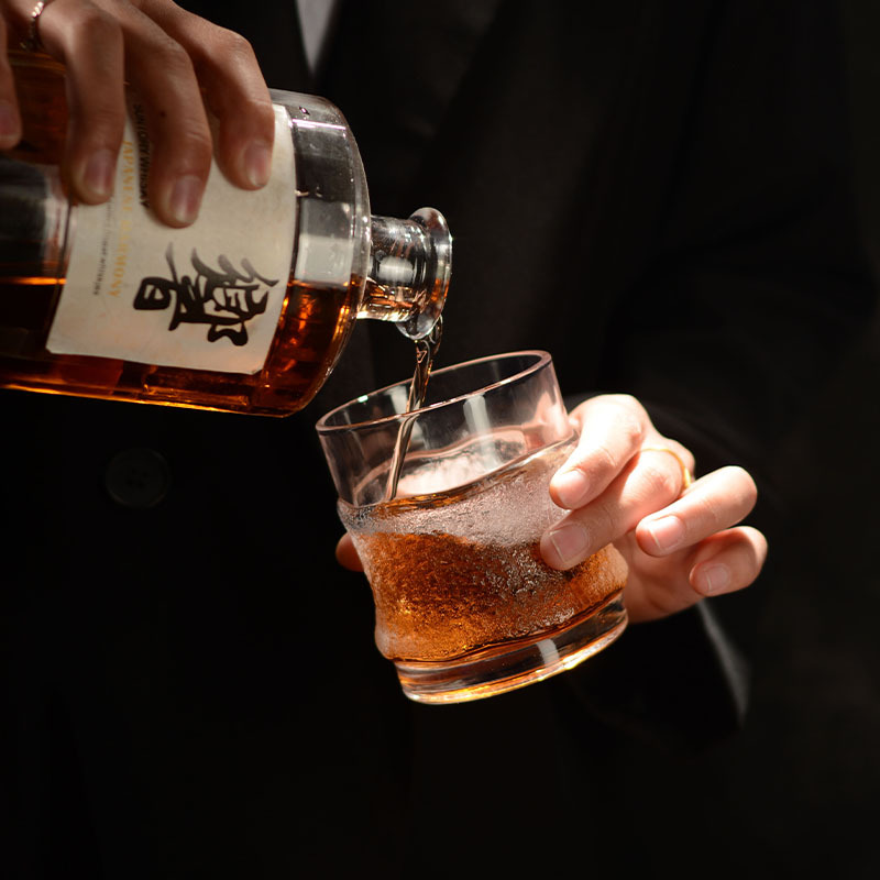 High-end whisky glass, Japanese glass cup, super comfortable wine glass, beer glass, iced American coffee cup, hanging ice cup details Picture