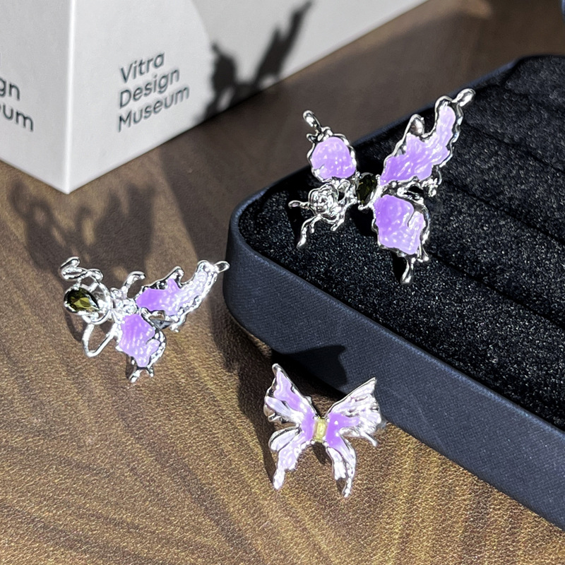 Sweet and cool girl purple gradient irregular liquid butterfly opening ring, a fashionable, unique and exquisite ring for women Specification drawing