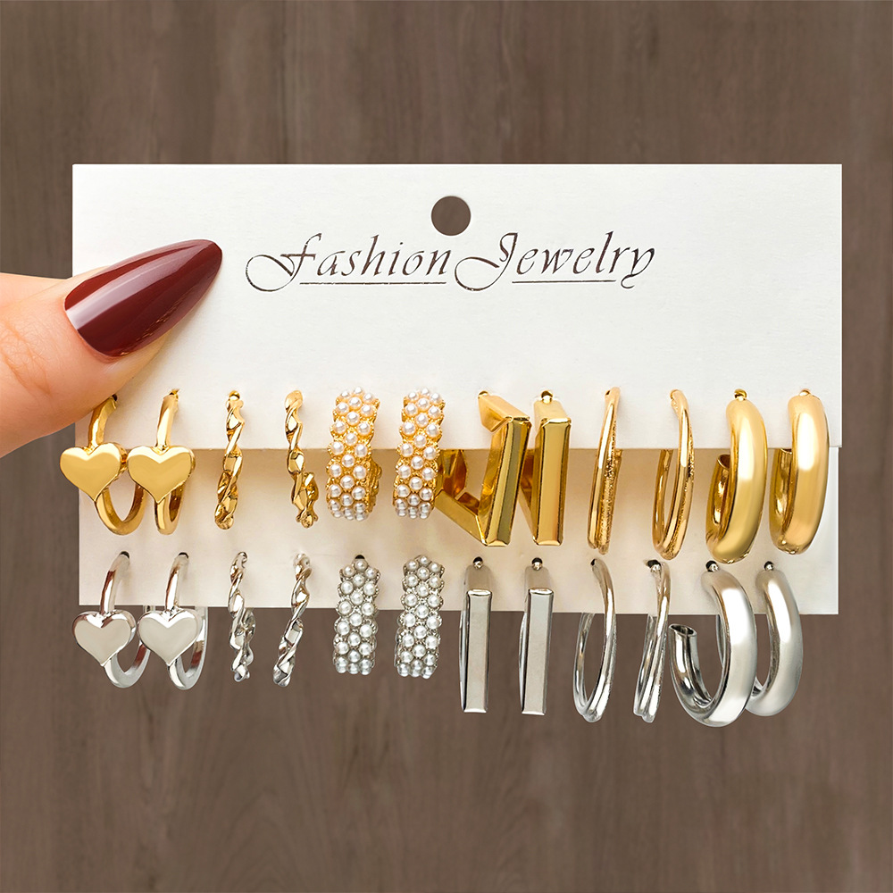 New European and American alloy earring square geometric earrings set in ins style earrings set Application Scenario
